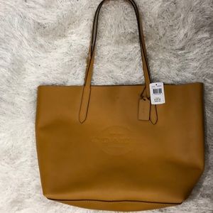 Coach tote